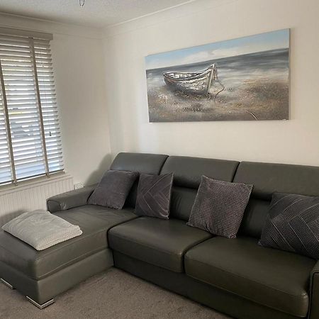 Riverside Park Ground Floor Apartment - St Neots Dış mekan fotoğraf