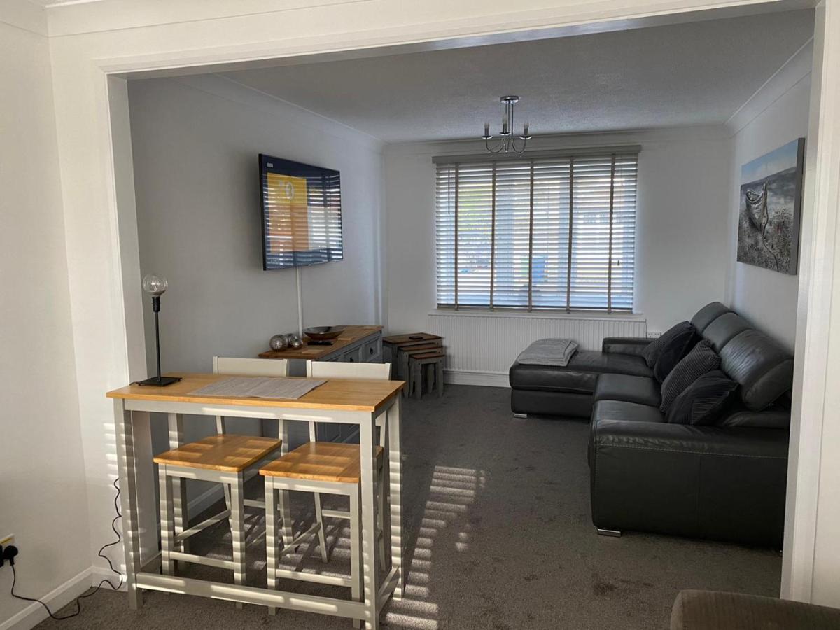Riverside Park Ground Floor Apartment - St Neots Dış mekan fotoğraf