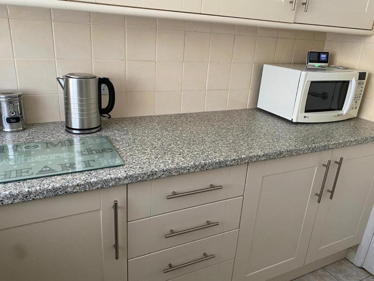Riverside Park Ground Floor Apartment - St Neots Dış mekan fotoğraf