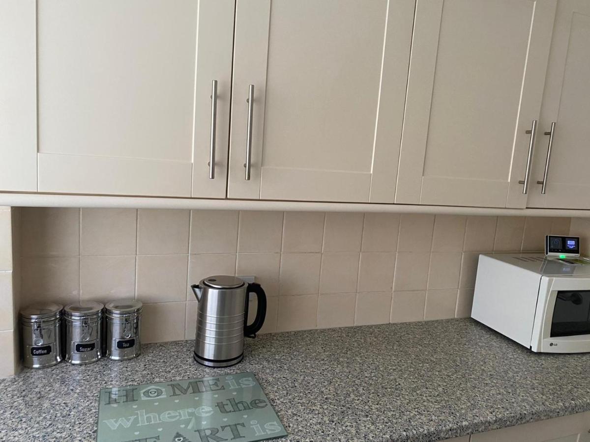 Riverside Park Ground Floor Apartment - St Neots Dış mekan fotoğraf