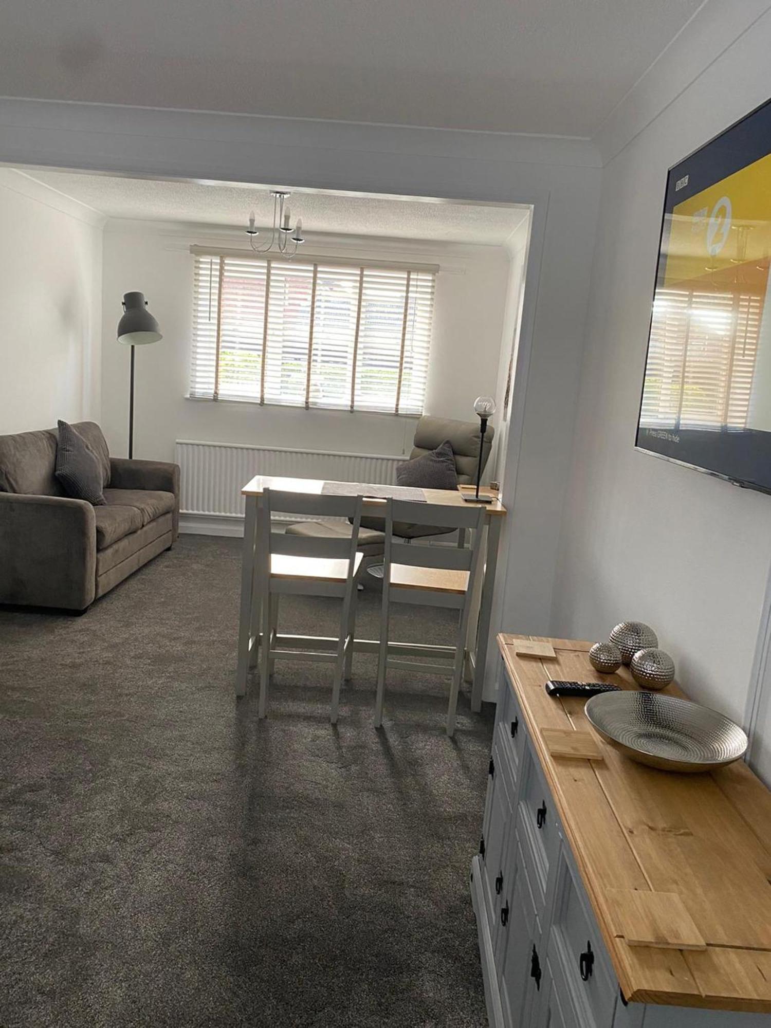 Riverside Park Ground Floor Apartment - St Neots Dış mekan fotoğraf